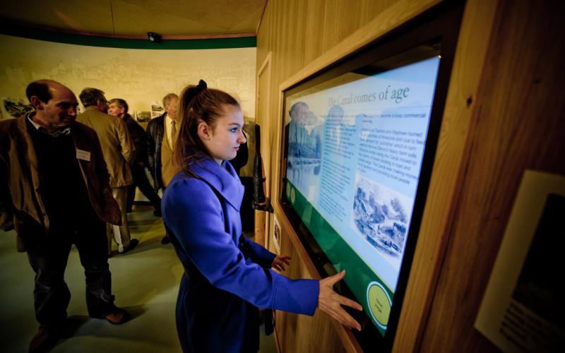 Touchscreen